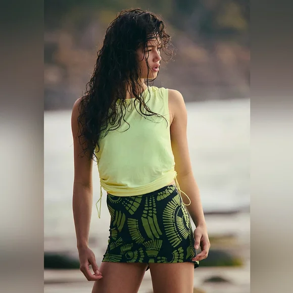 FP Movement Tempo Sport Mode Tank Top Yellow L Ruched Shirt Free People Athletic - Picture 4 of 13